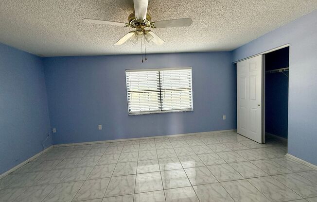 CONCORD VILLAGE 1/1 SPACIOUS 820 SF CONDO