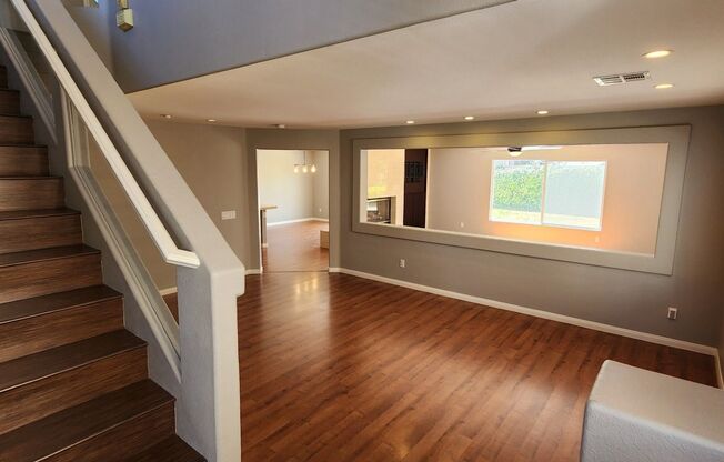 Stunning 2 Story in Royal Highlands