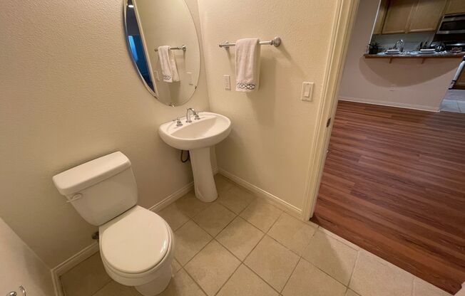 2 beds, 2.5 baths, 1,296 sqft, $3,200, Unit 8714-208