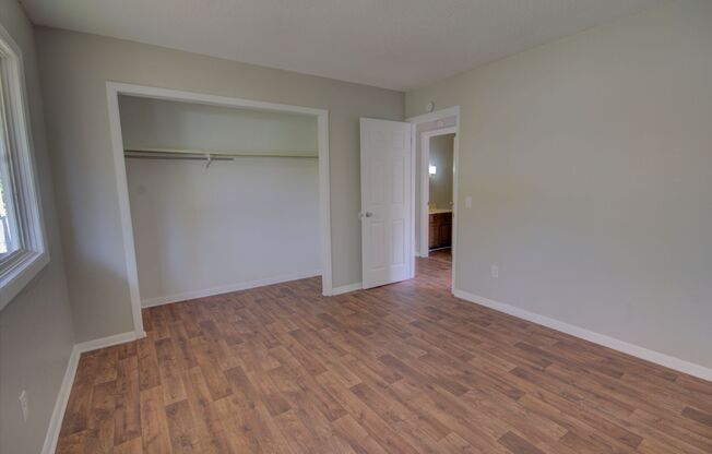 2 beds, 1 bath, 750 sqft, $795, Unit Apt 12