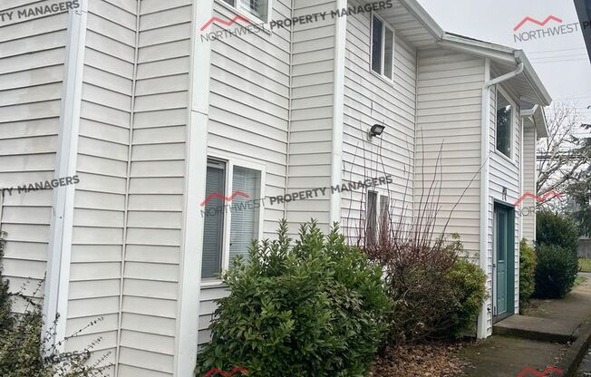 R294 Rivers Edge Apartments