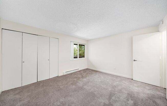 2 beds, 1 bath, 850 sqft, $1,495, Unit 42