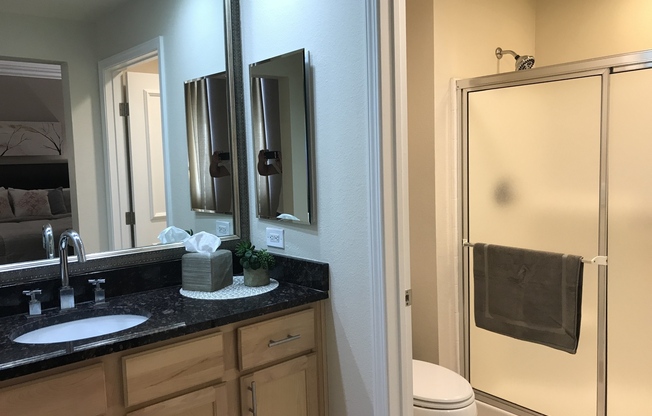 2 beds, 2 baths, $2,400, Unit # 206