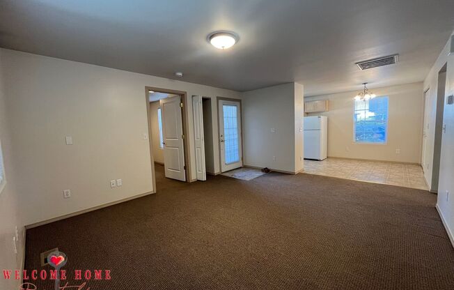 Adorable 2-bedroom home with private yard and AIR CONDITIONING!!!