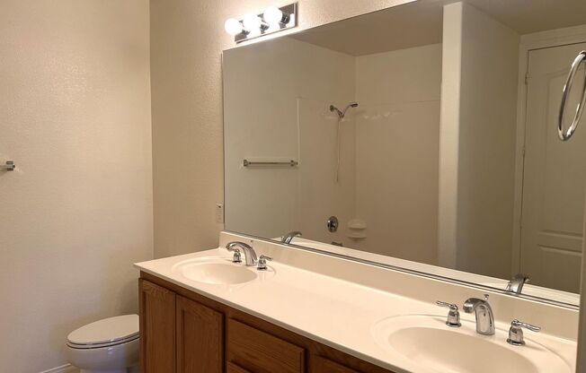 1 bed, 1 bath, $1,395, Unit # 331