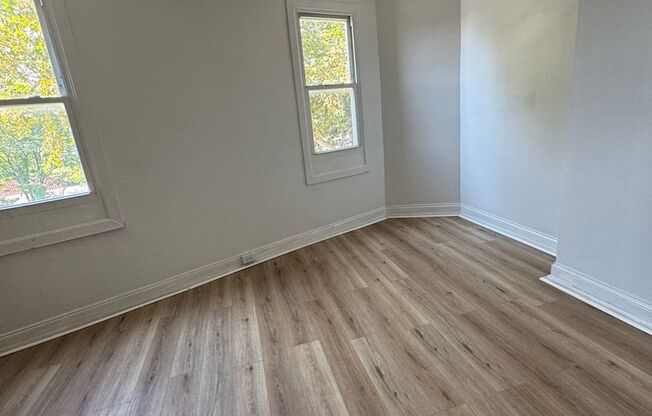 4716 Woodland Ave.