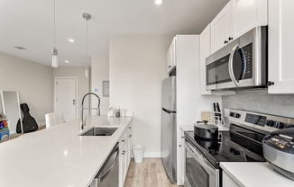 1 bed, 1 bath, 578 sqft, $3,195, Unit 502