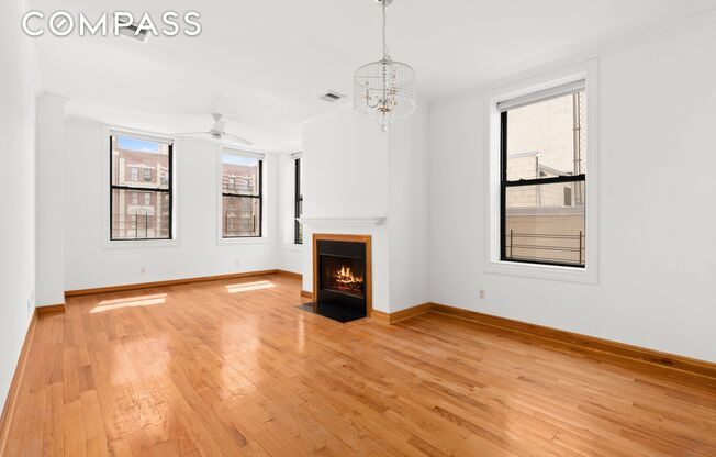100 W 119 ST