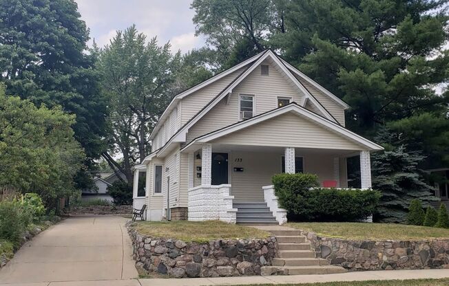 D090 - Terry Ave 133