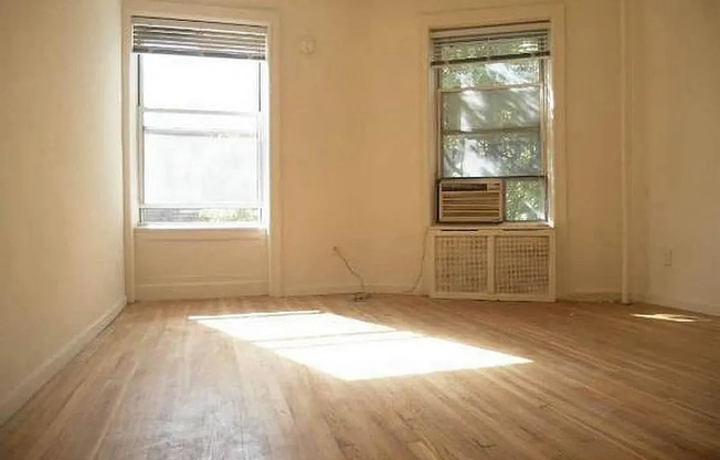 315 W 91 ST