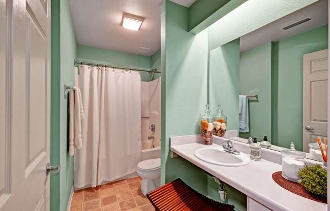 River's Cove bathroom