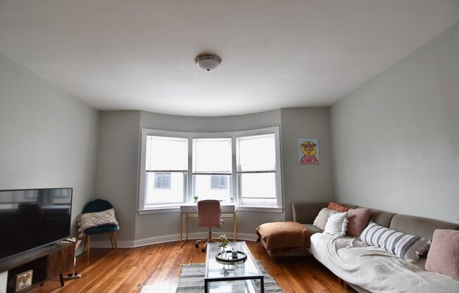 2 BAY STATE PL