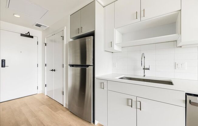 1 bed, 1 bath, 700 sqft, $1,795, Unit 505