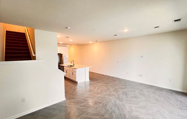 Stunning BRAND NEW 3 Bedroom / 2.5 Bath Townhome in Sanford! LAKEVIEW!