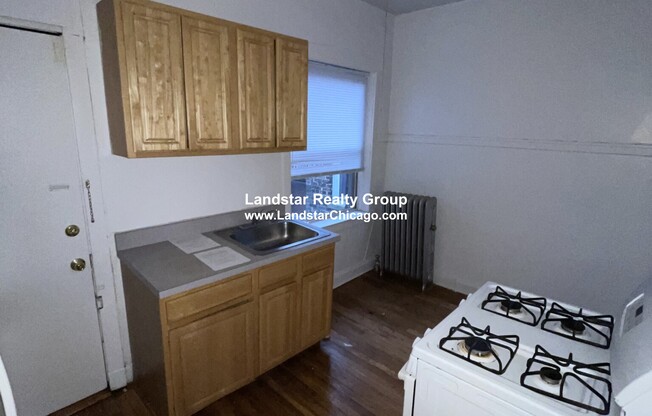 7735 N SHERIDAN