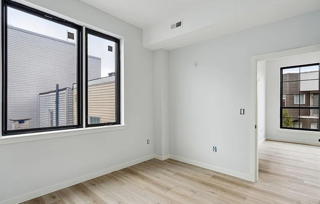 1 bed, 1 bath, $1,935, Unit 301