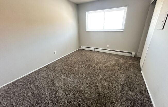 1 bed, 1 bath, 560 sqft, $795, Unit 715-11