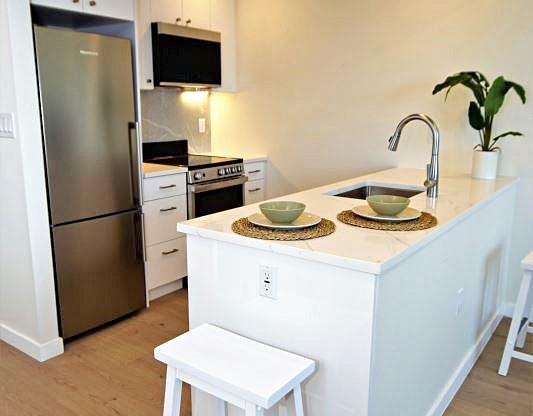 1 bed, 1 bath, 565 sqft, $3,600, Unit 8A