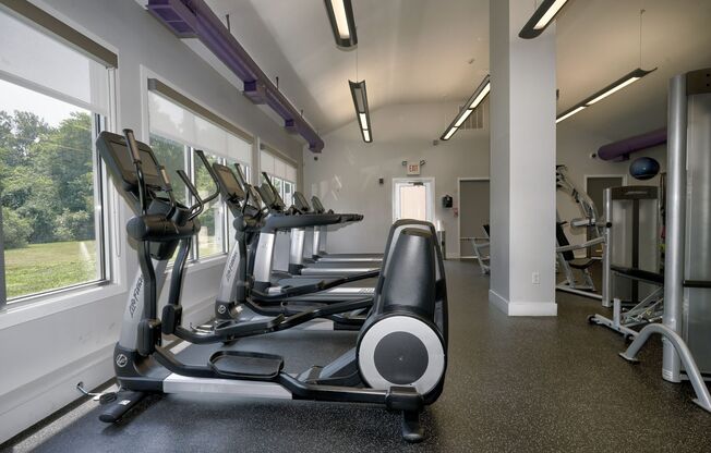 2 beds, 2 baths, 920 sqft, $1,750, Unit 812G