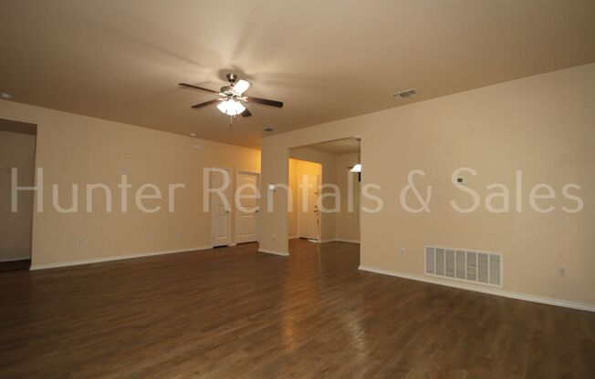 Beautiful 4-Bedroom, 2-Bath Home for Rent – Modern Comfort and Style
