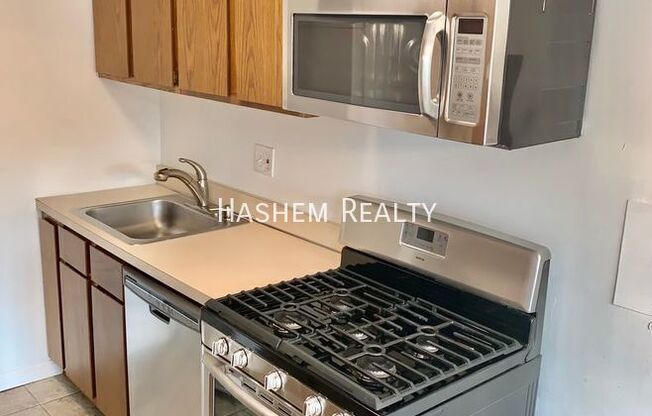 1300 S Arlington Ridge Rd