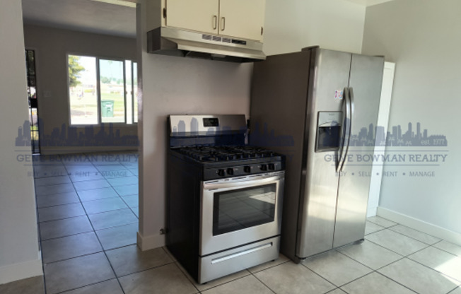 3 beds, 1 bath, 1,000 sqft, $3,650, Unit 457 A