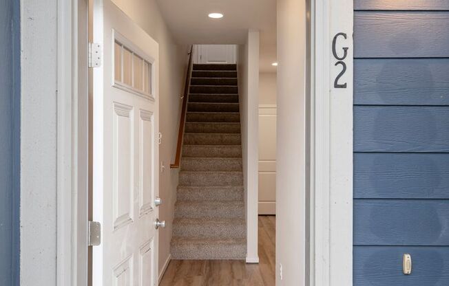 16503 6th Avenue West