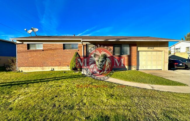 Remodeled 4 Bd Home with 23'x35' Heated Work Shop
