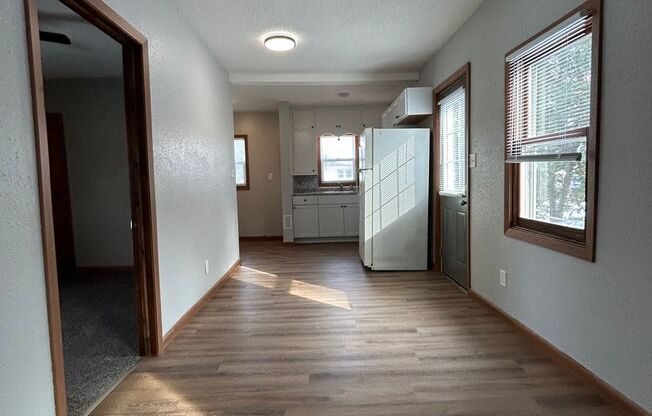 1 bed, 1 bath, $1,095, Unit 617