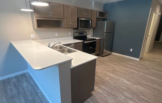 Studio, 1 bath, 500 sqft, $995, Unit 20