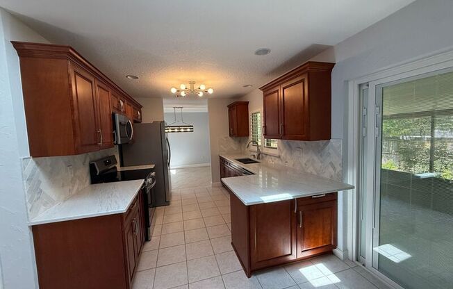 104 HATFIELD CT