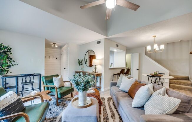 Stunning Newly Renovated Condo by Love Field