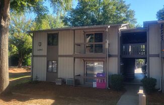 2260 Sunderland Rd, Condo 76 W