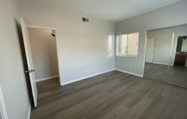 2211 Howard Ave - San Diego, Ca 