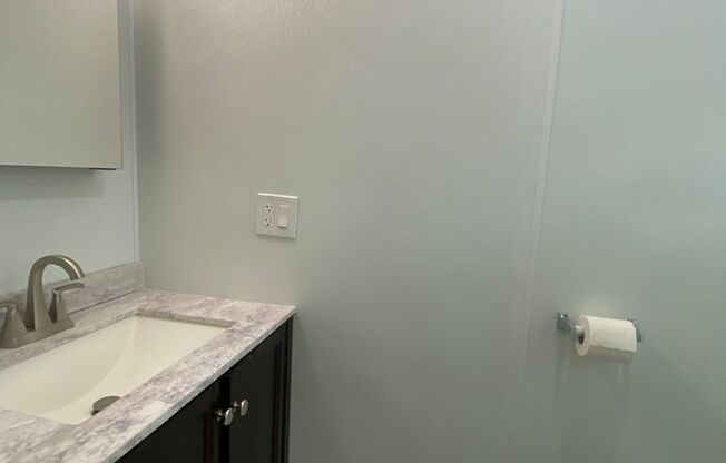 4 beds, 1 bath, $2,400