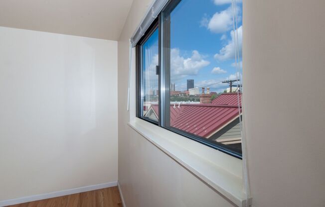 2 beds, 1 bath, 800 sqft, $1,475, Unit 5