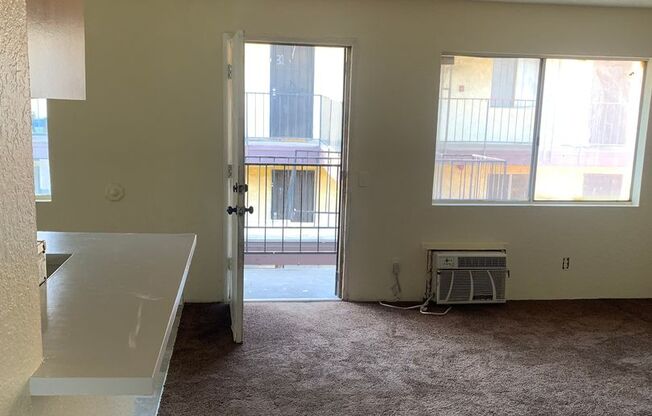 2 beds, 1 bath, $1,550, Unit Apt 29