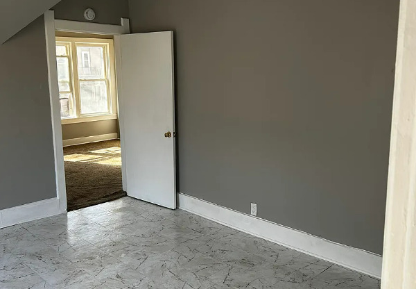 1700 N 36 ST
