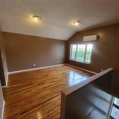 3 beds, 2 baths, 3,145 sqft, $3,300, Unit 2