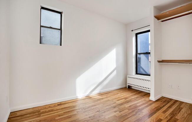 259 4 AVE