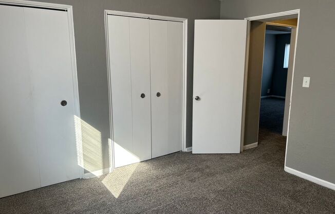 2 beds, 1 bath, 750 sqft, $1,070, Unit B10 1015 11