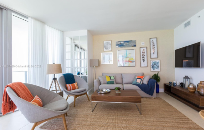 2 beds, 2 baths, $7,500, Unit # 3302