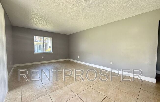 4151 S. Semoran Blvd. #9