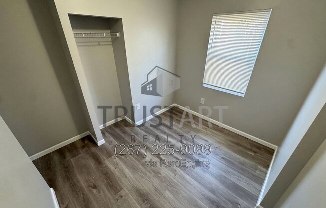 3 beds, 1 bath, 895 sqft, $1,350