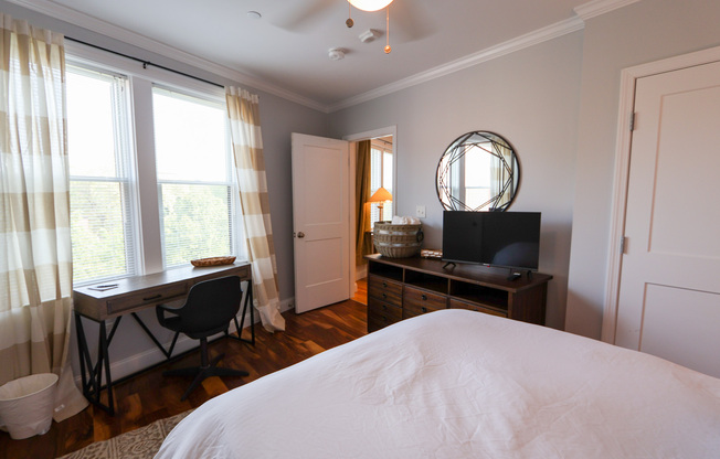 2 beds, 2 baths, 1,000 sqft, $7,500, Unit 9