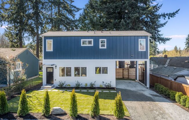 Beautiful Brand New 2bed 2.5bath Seattle Home w A/C! - Be the fist one to live in it!!