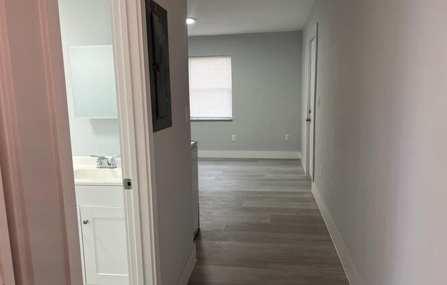 1 bed, 1 bath, 630 sqft, $1,400, Unit 5300-30
