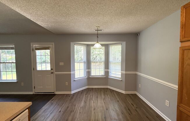3025 LONGSPUR DR