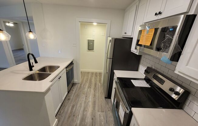 1 bed, 1 bath, $1,295