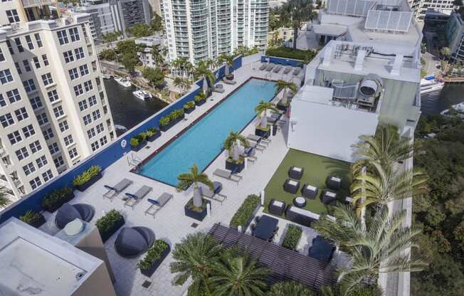 High Rise luxury rental apartments overlooking the New River in Fort Lauderdale, Florida near Las Olas Blvd.